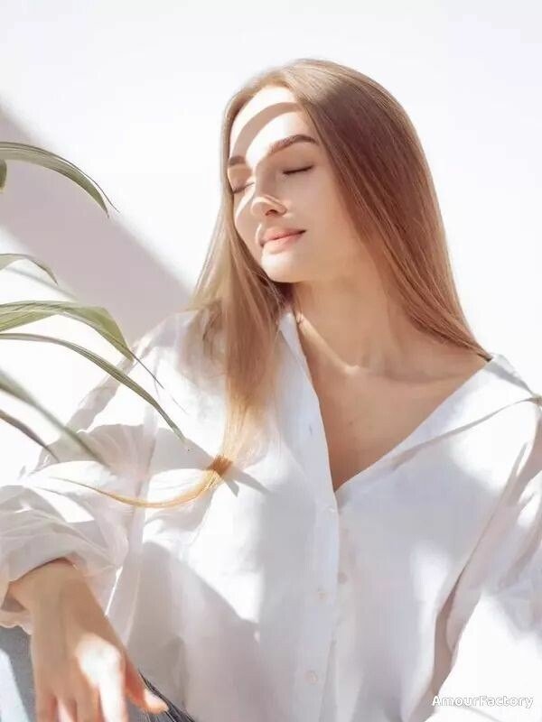 Yuliya Profile image 2