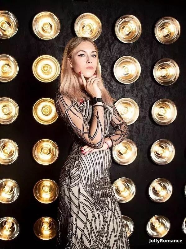 Mykhailyna Profile image 2