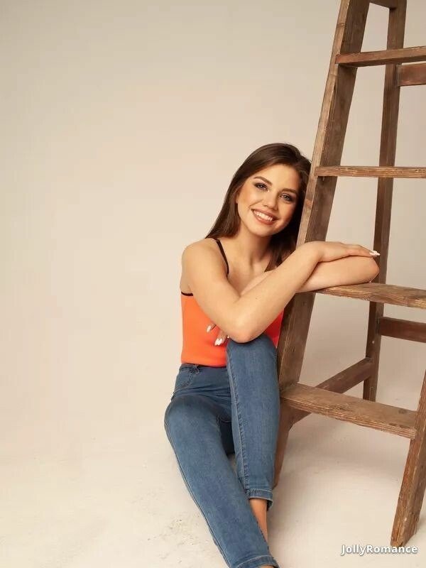 Inessa Profile image 3