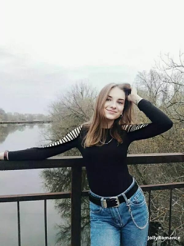 Marina, 20