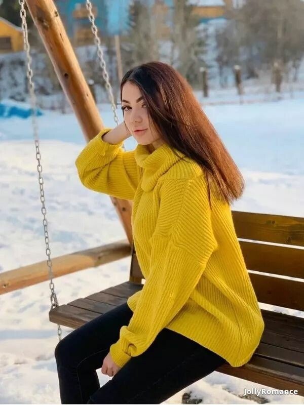 Yuliya Profile image 3