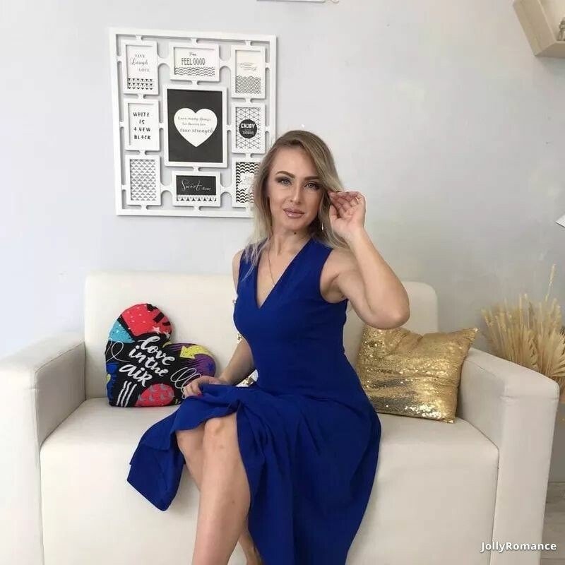 Zoryana Profile image 2