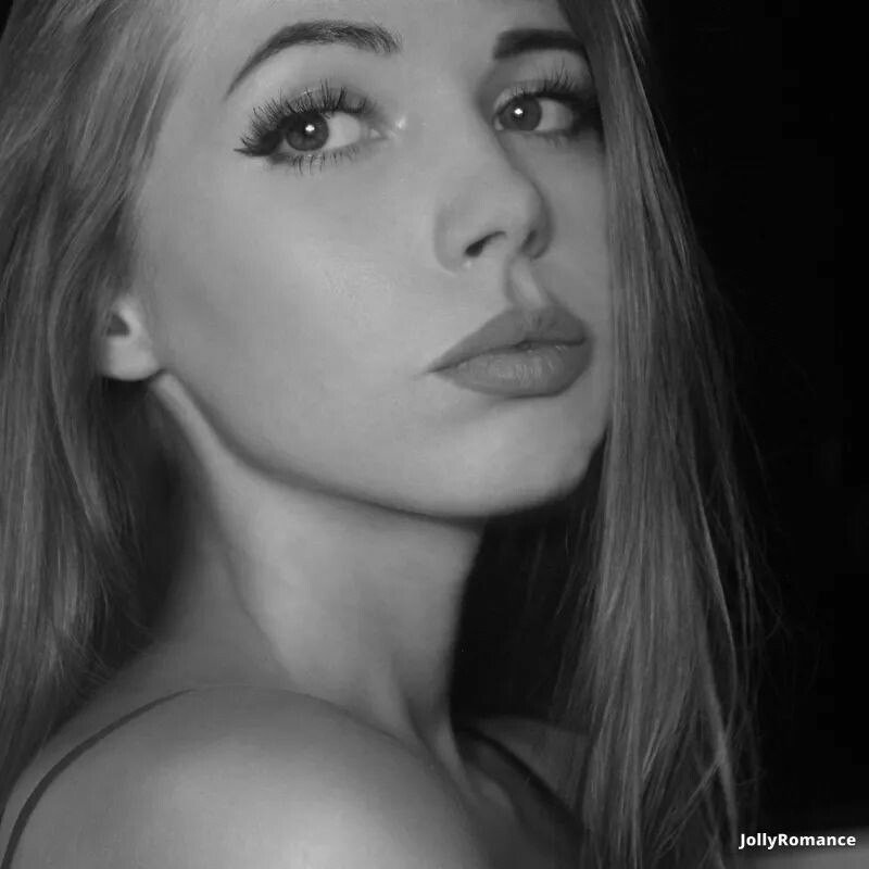 Anna Profile image 2