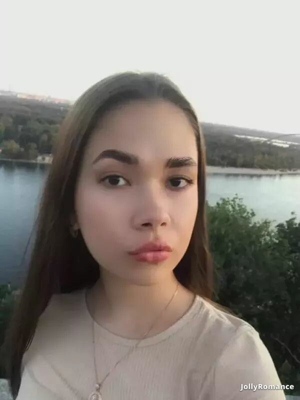 Kristina Profile image 5