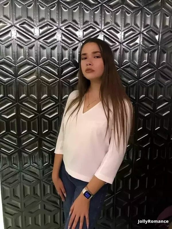 Kristina Profile image 1