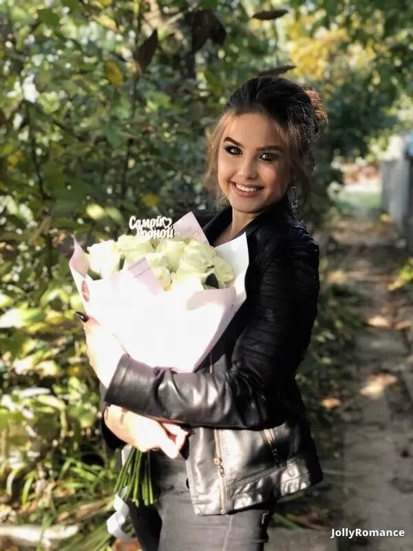 Rita Profile image 4