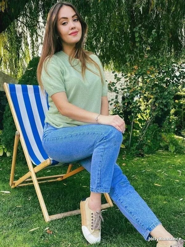 Katerina Profile image 5