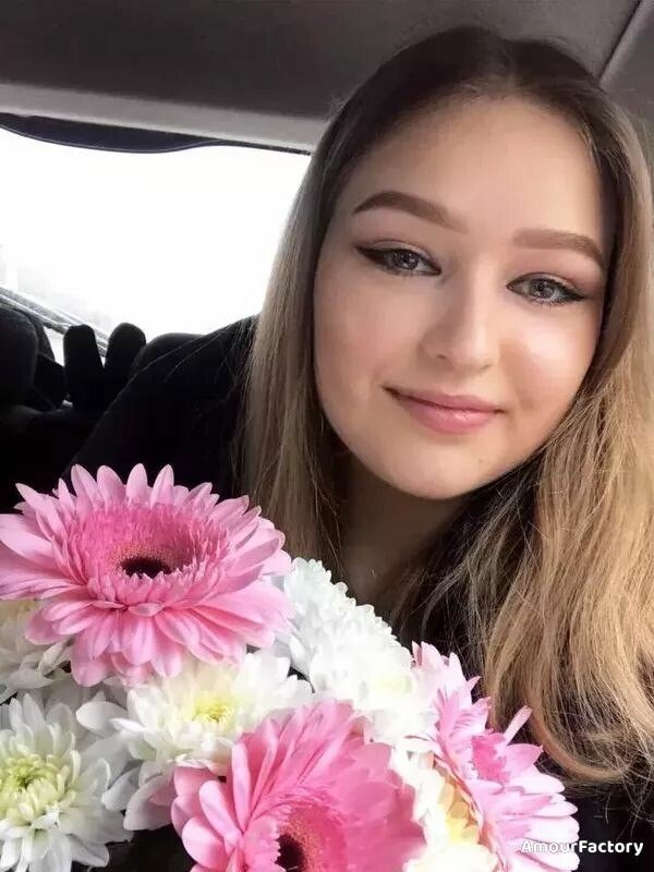 Liliia Profile image 4