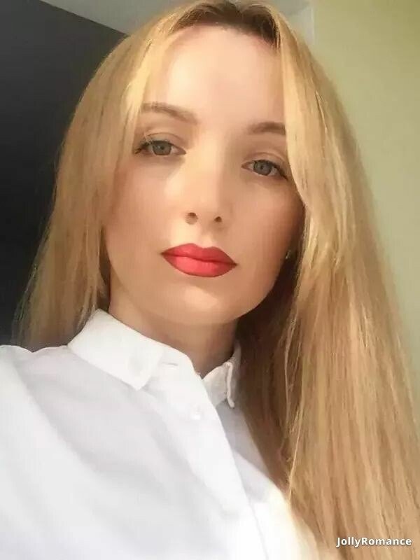 Natalia Profile image 1