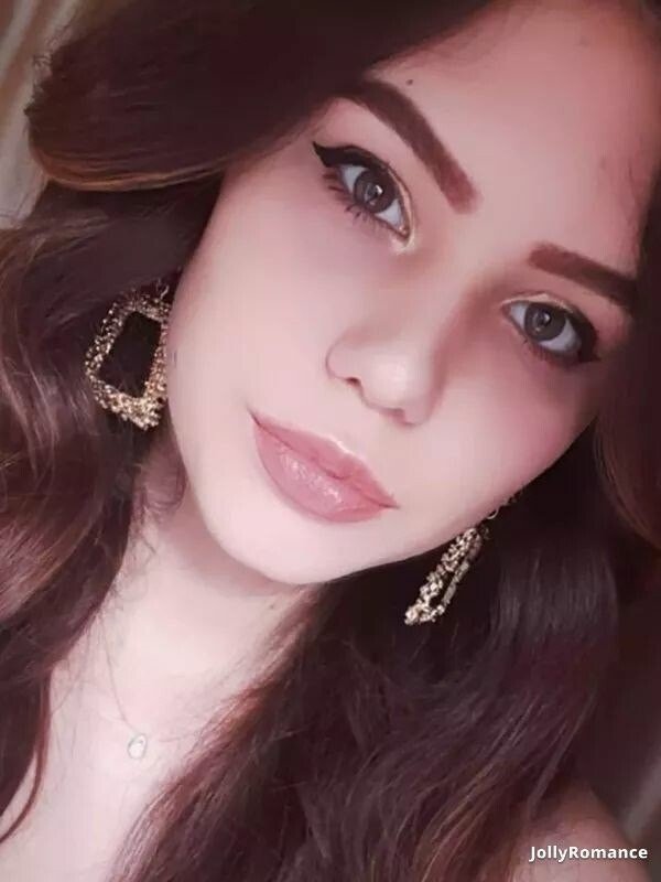 Marina, 18