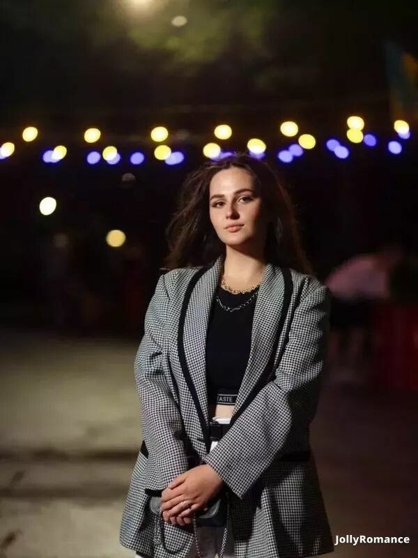 Olga Profile image 1