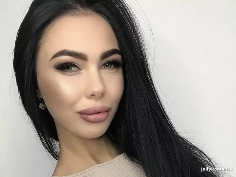 Olga Profile image 1