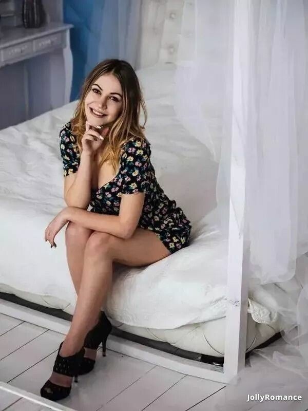 Vicotoria Profile image 4