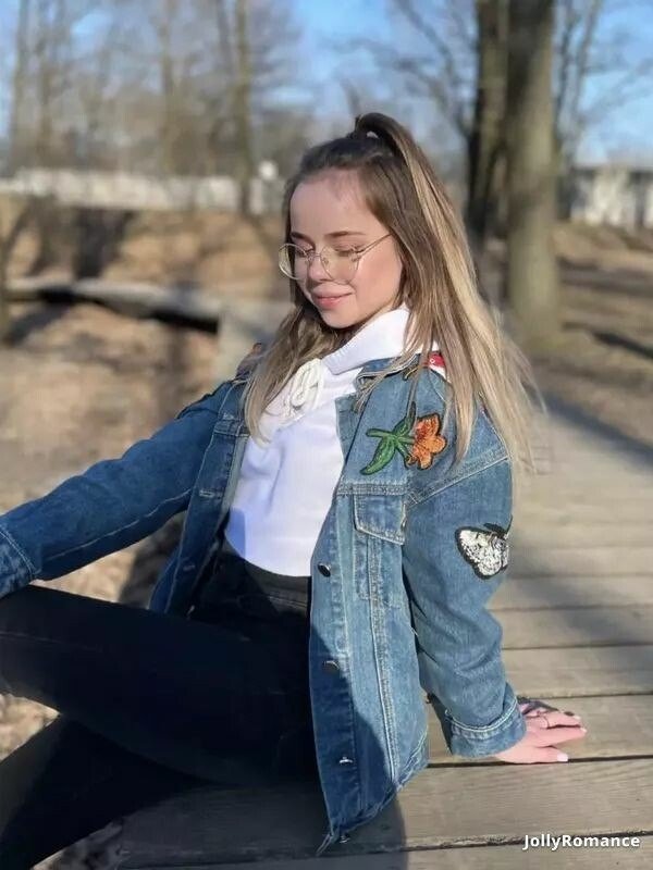 Victoria Profile image 5