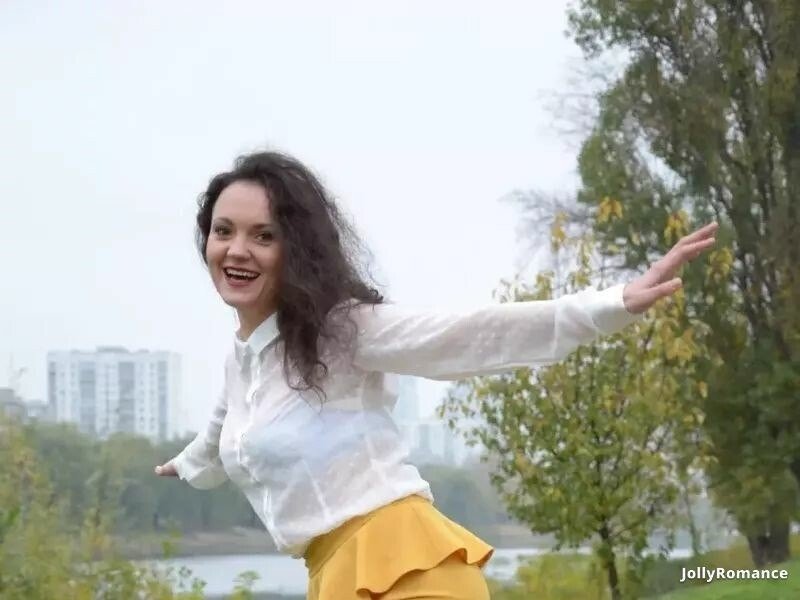 Inna, 35