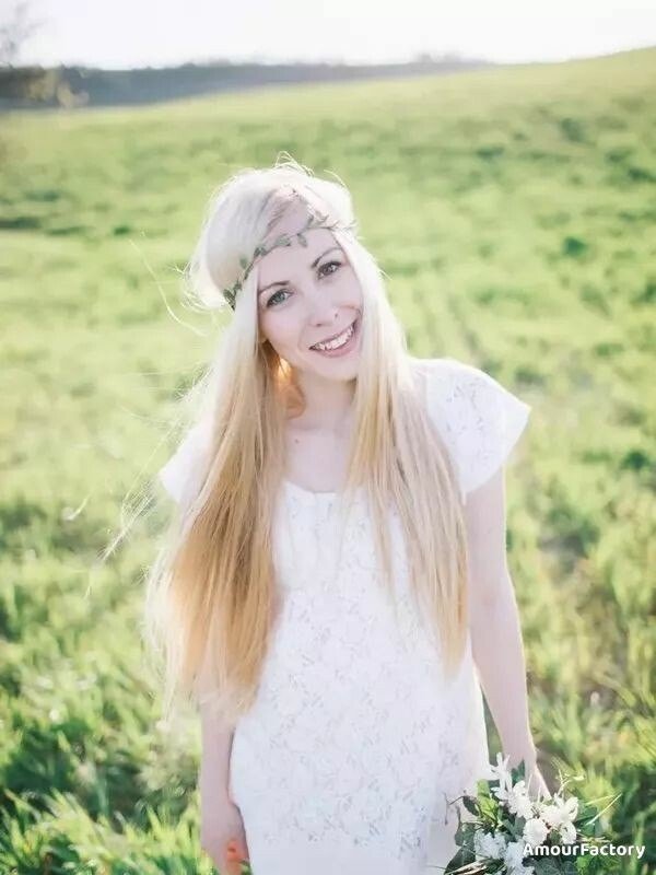 Anna, 32