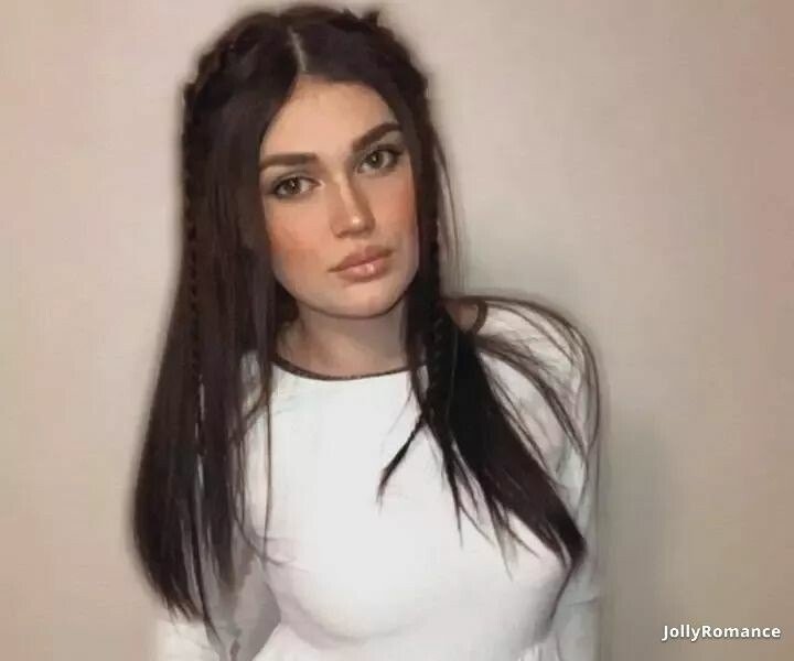 Anna, 20