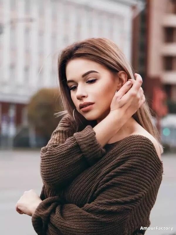 Anna Profile image 3