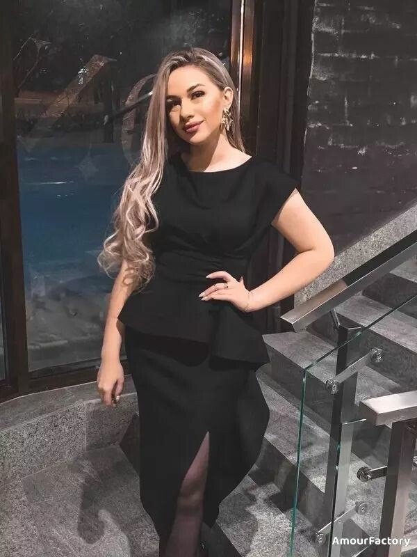 Anna Profile image 2