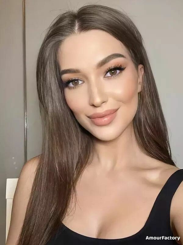 Vera, 22