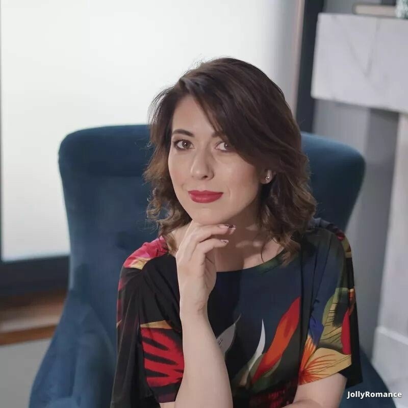 Maeve Profile image 1