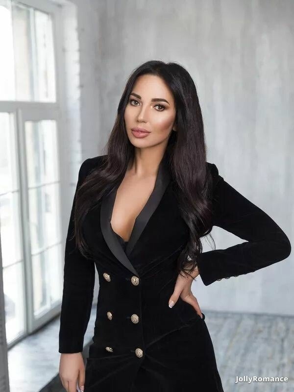 Kiara, 39