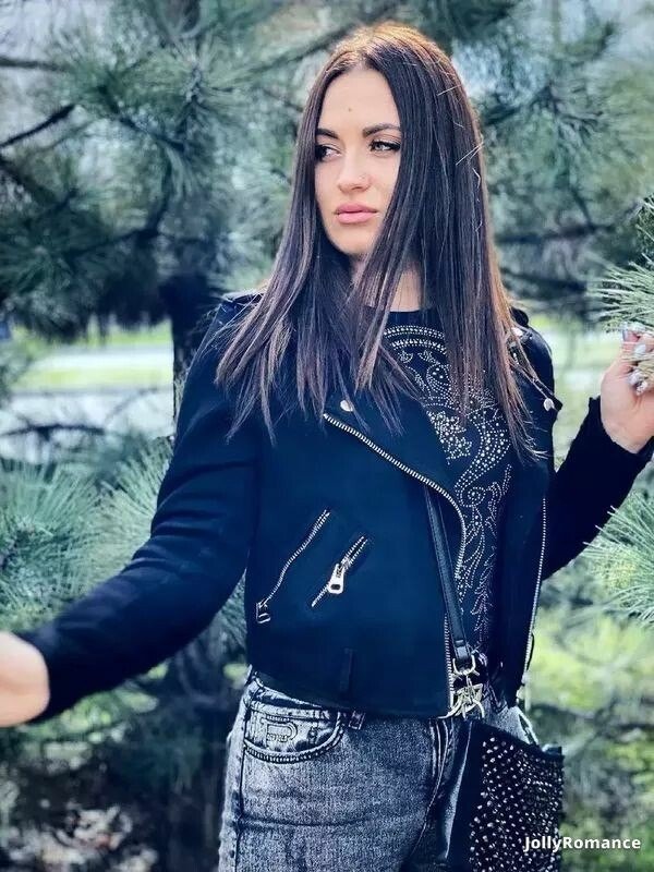 Tierney Profile image 5