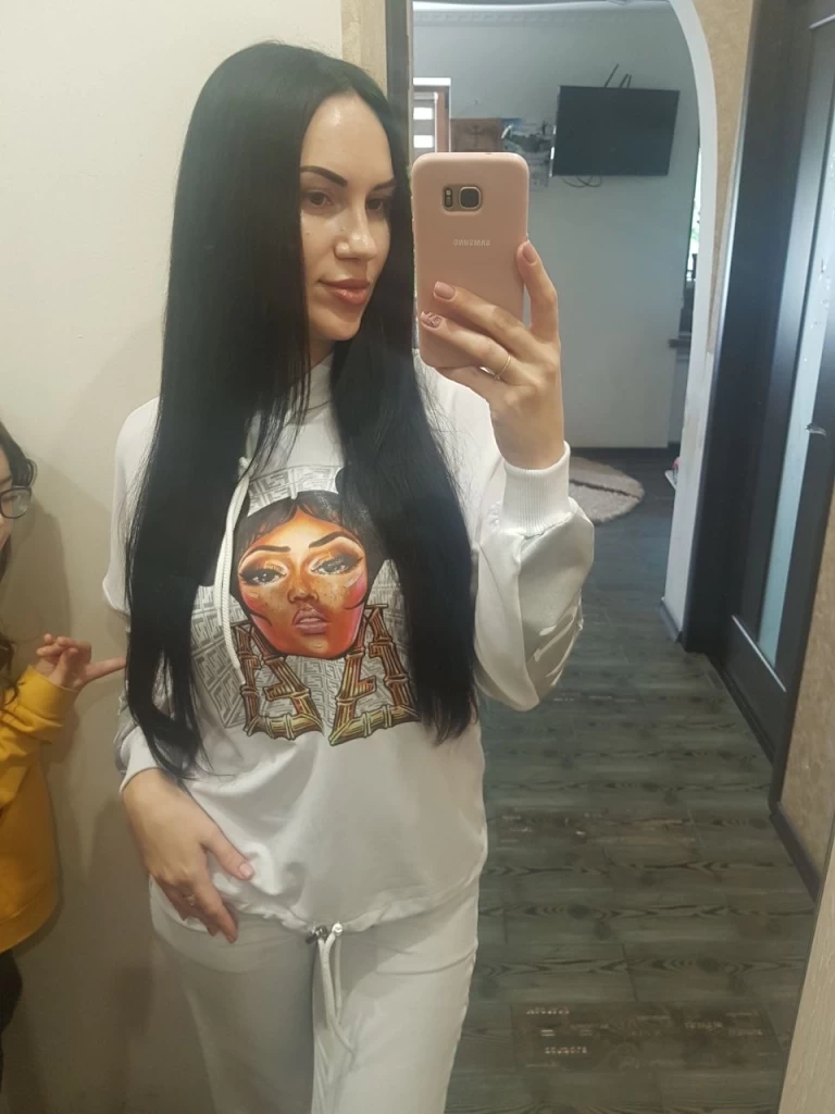 Oksana Profile image 17