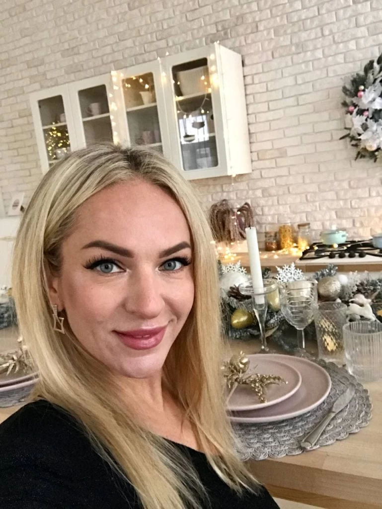 Marianna Profile image 5