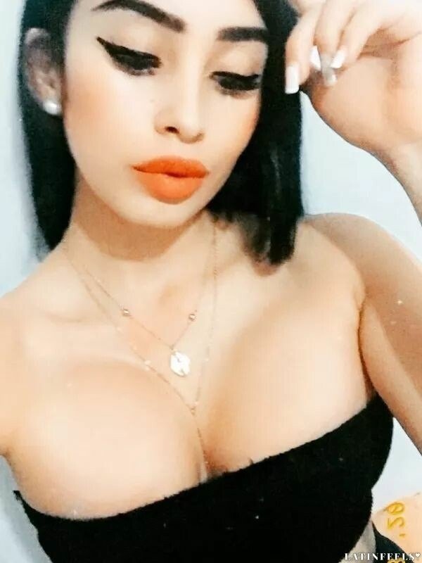 Vanessa Profile image 5