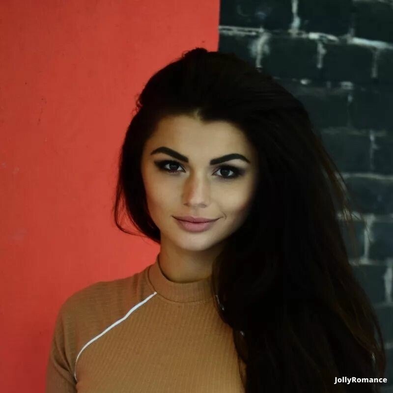 Anna Profile image 3